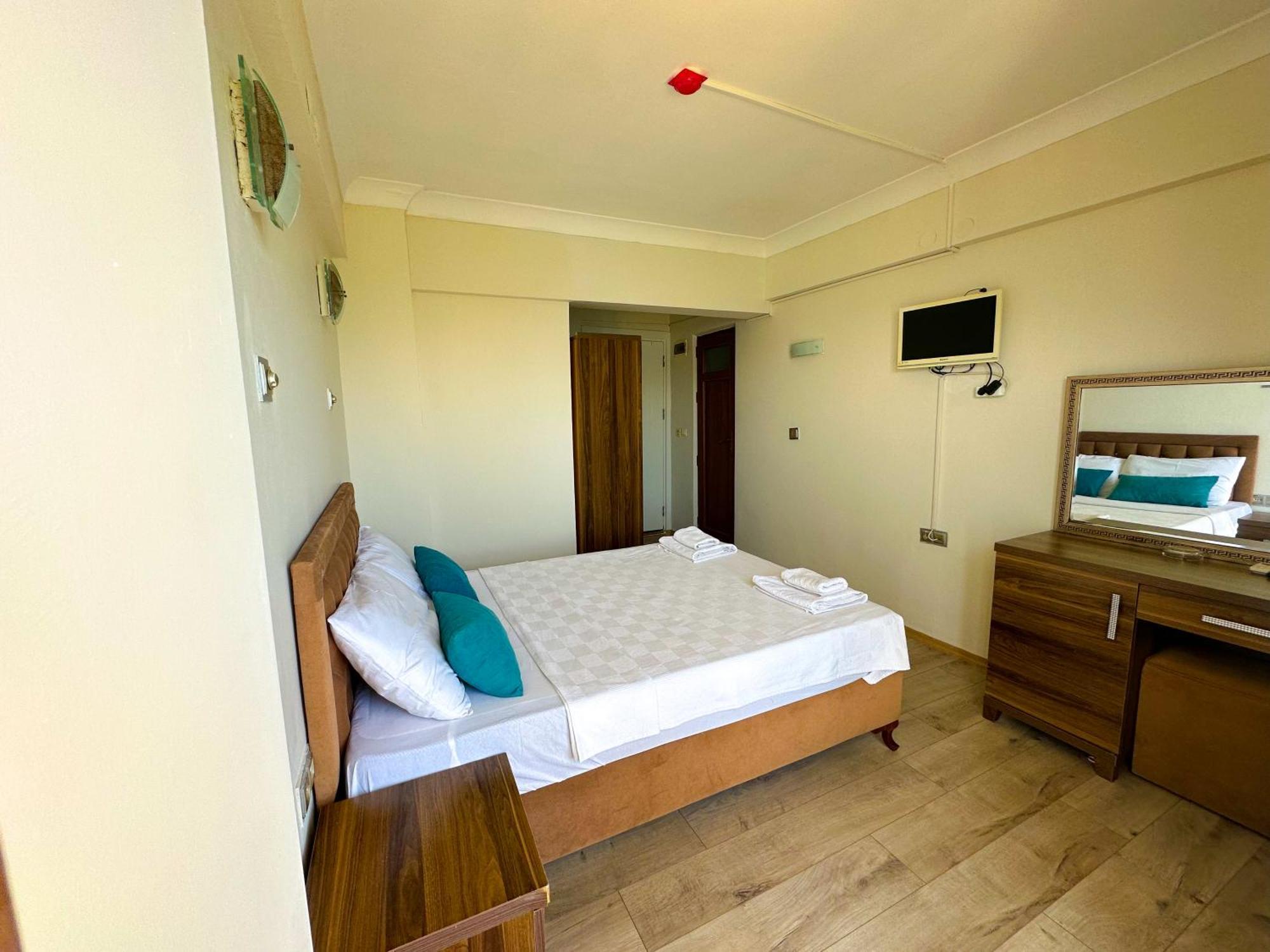 Reis Beach Hotel Мармарис Екстер'єр фото
